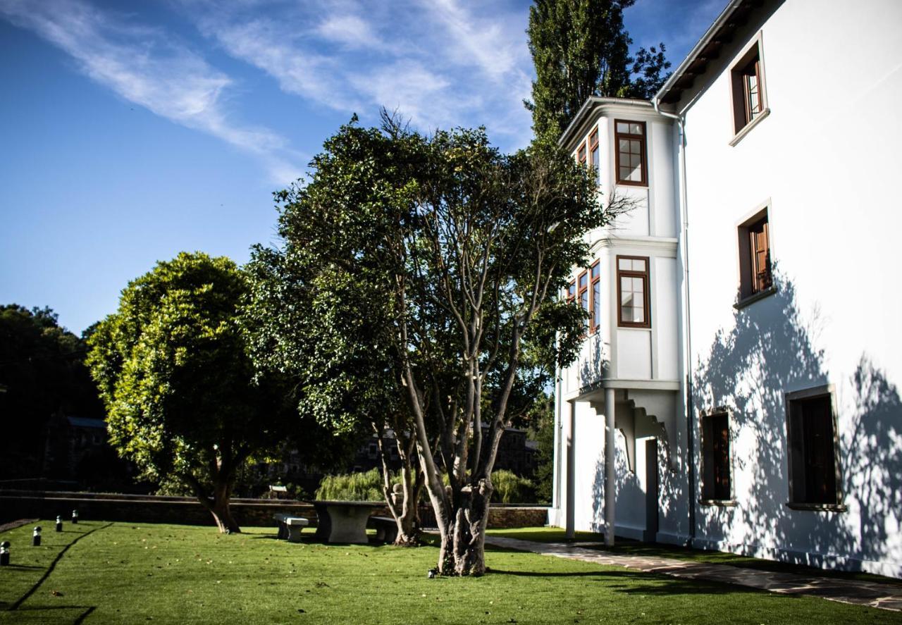 Hotel A Casa Da Botica Samos Exterior foto