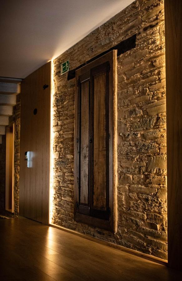 Hotel A Casa Da Botica Samos Exterior foto